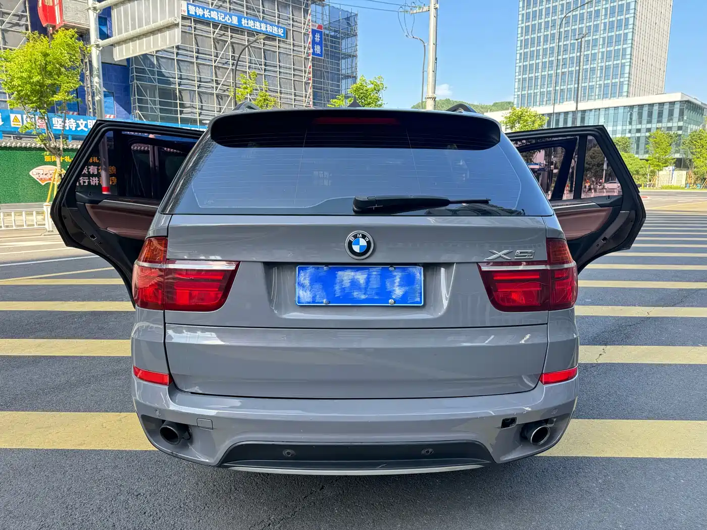 BMW X5 (Import) 2011 xDrive35i Luxury Edition фото 5