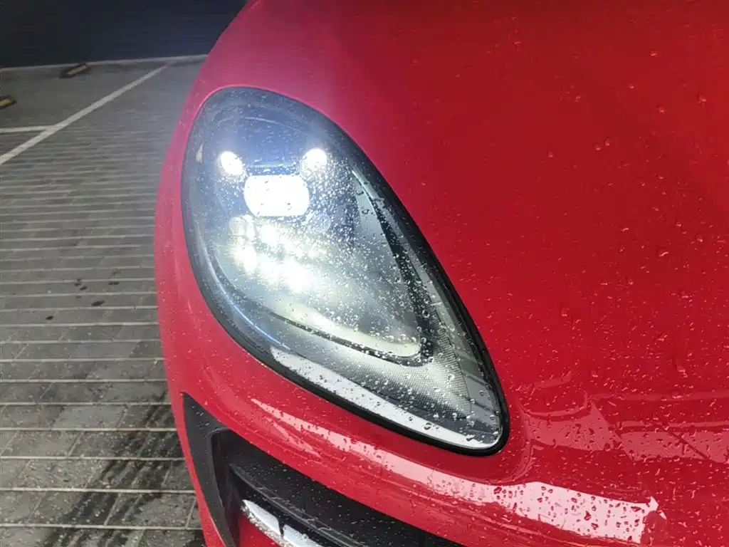 Porsche Macan 2018 Macan 2.0T фото 13