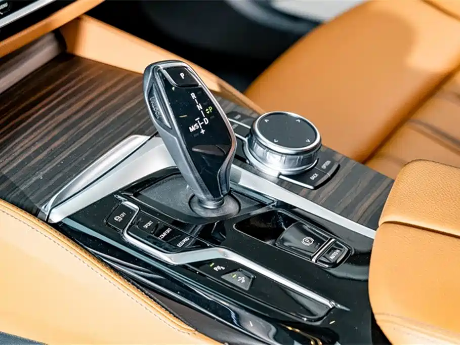 BMW 6 Series GT 2021 Facelift 630i Luxury Design Package фото 12