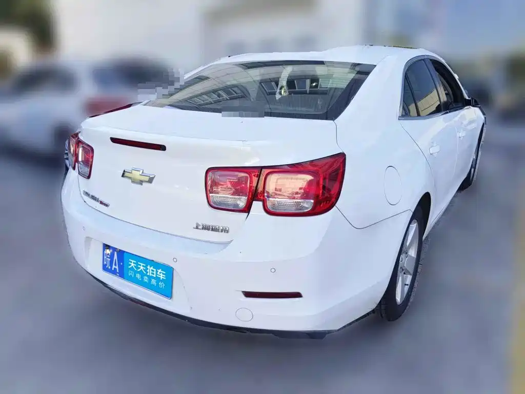 Фото 2 - Chevrolet Malibu