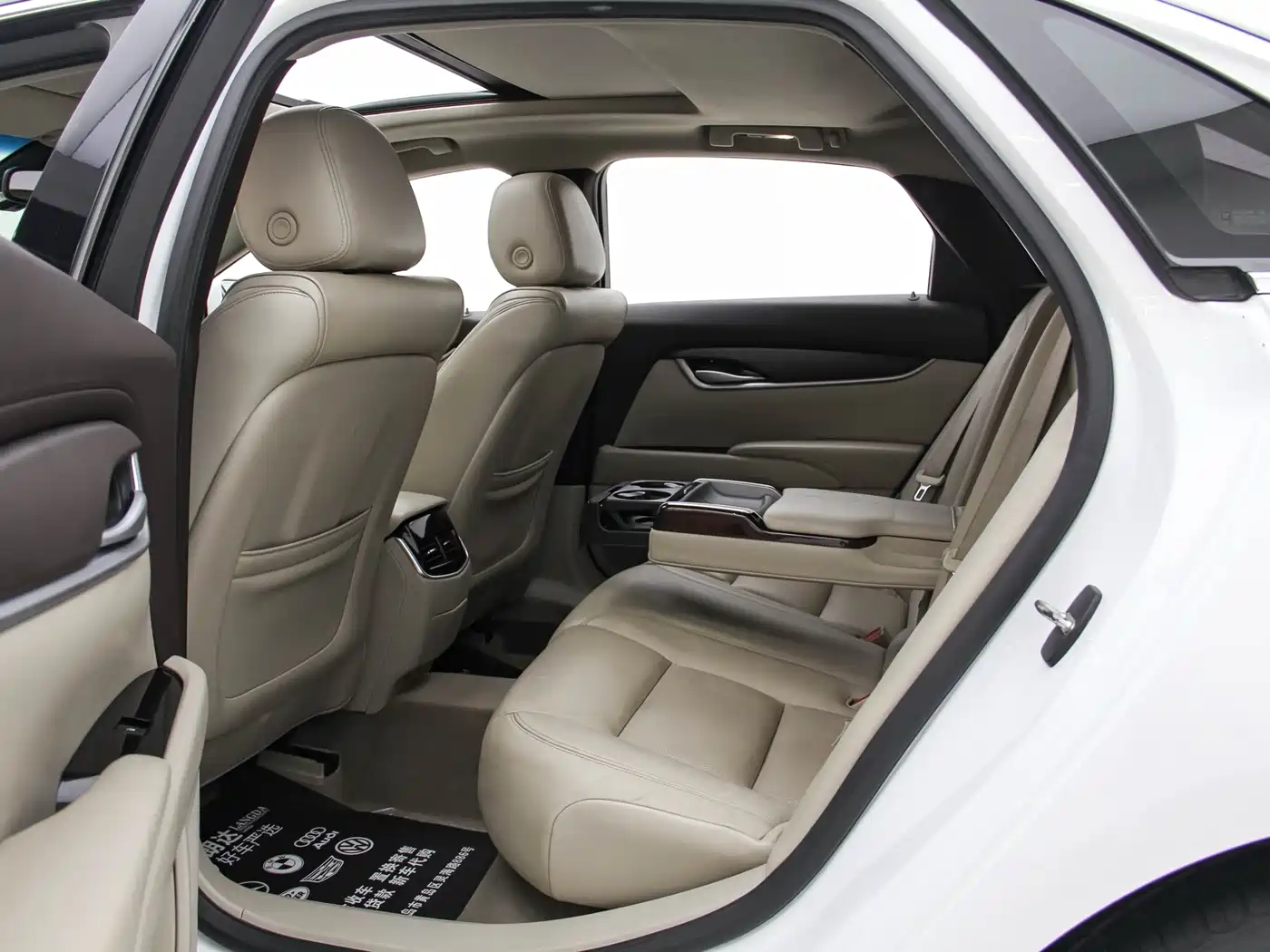 Cadillac XTS 2016 28T Technology фото 10