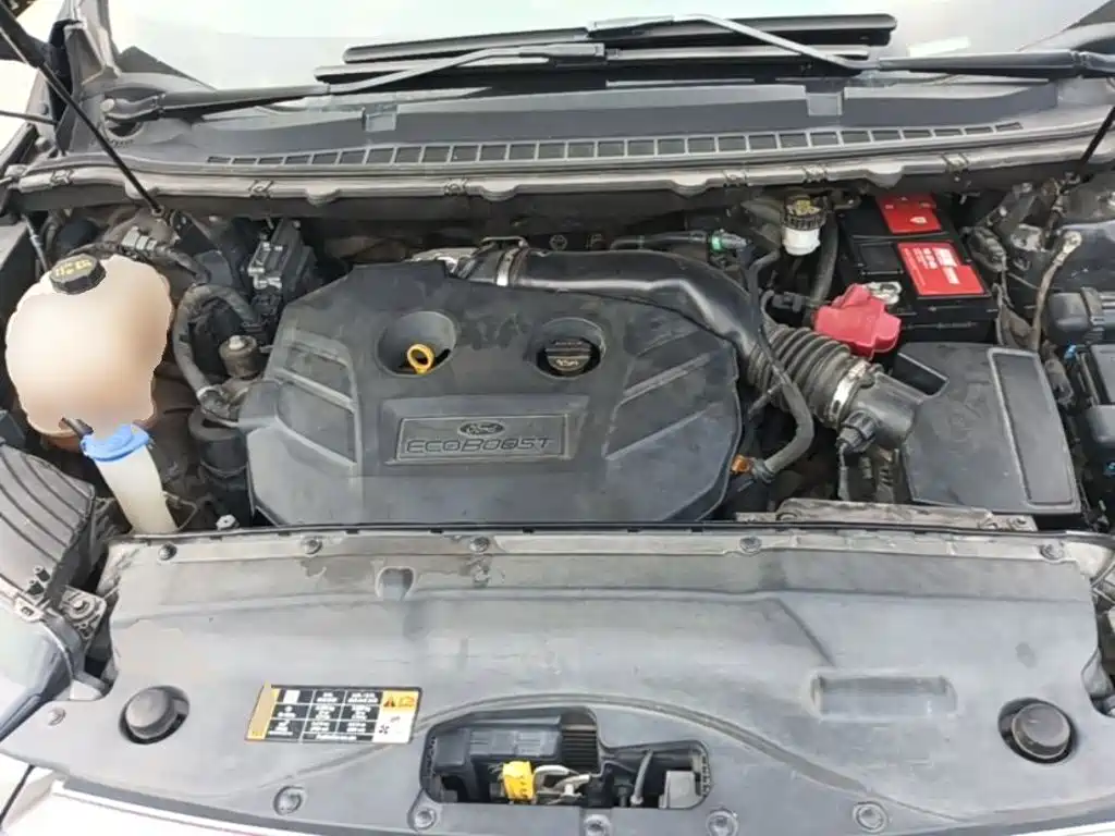 Фото 20 - Ford Edge
