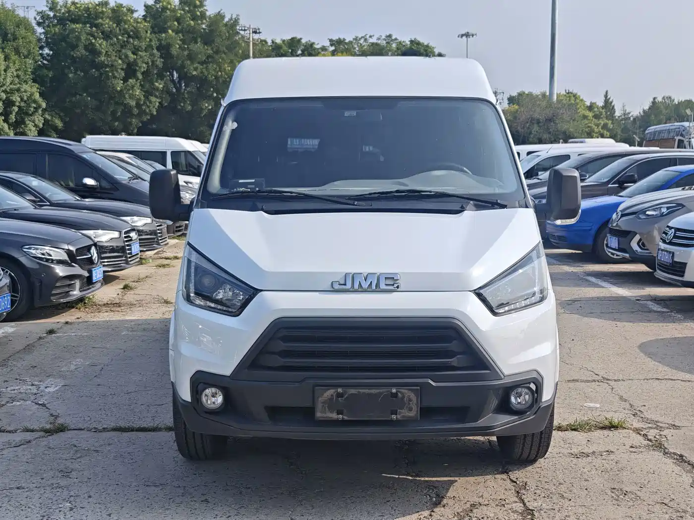 Jiangling Tesun 2019 2017 2.4L Business Long Wheelbase Medium Roof 14/15-seat 4G69S4N