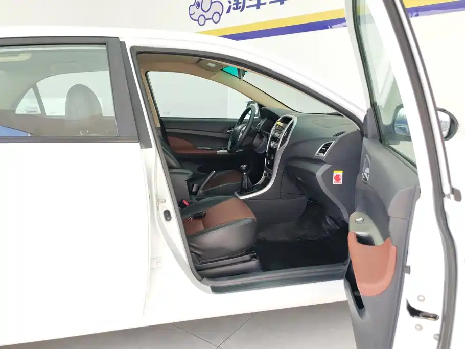 Фото 8 - BYD F3