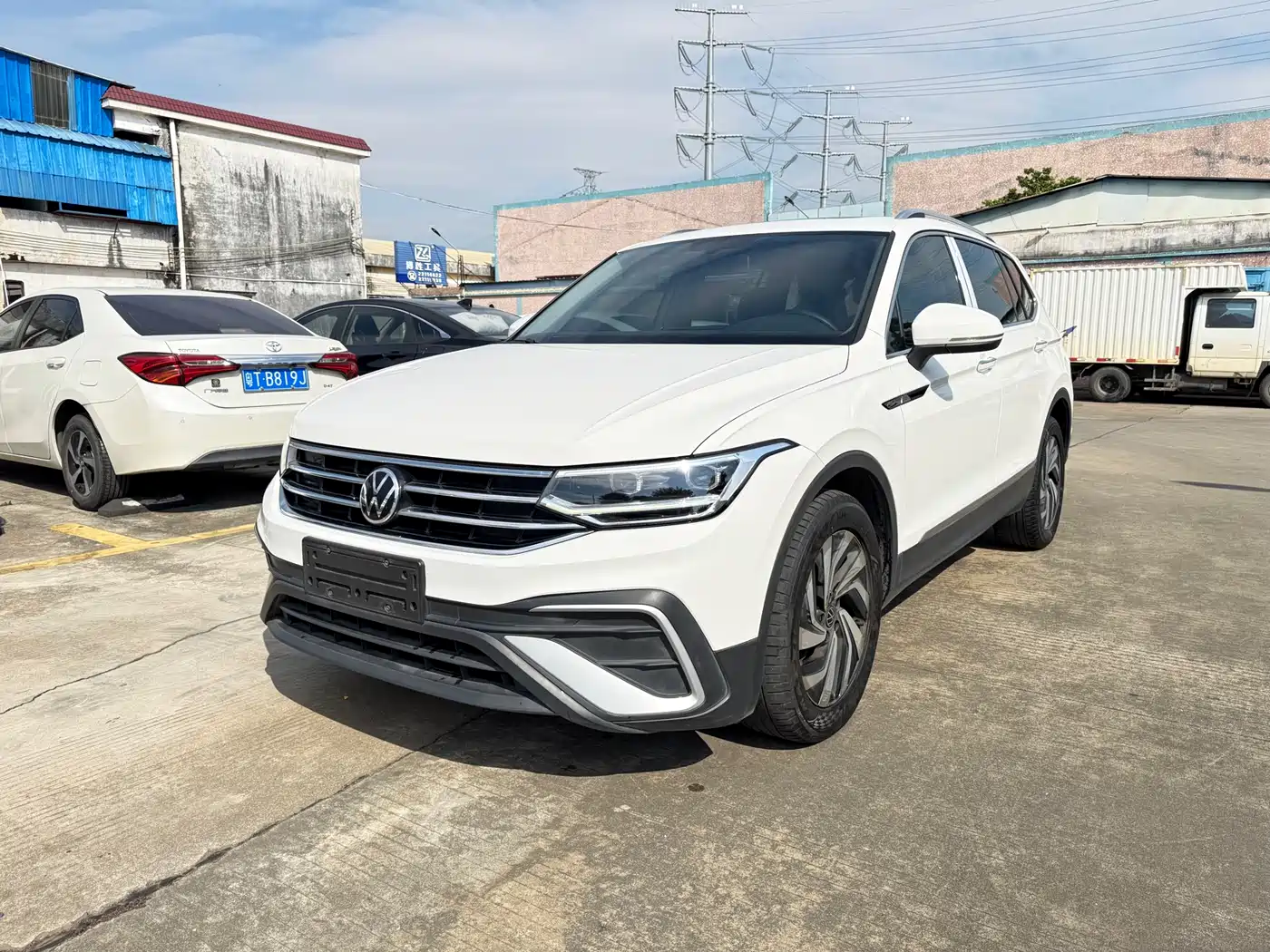 Volkswagen Tiguan L 2022 330TSI Auto 2WD R-Line Premium Edition