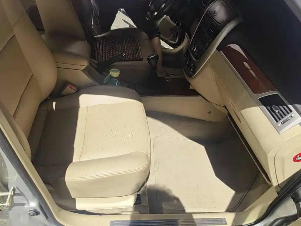 Buick Excelle 2012 2011 1.6LE-MT