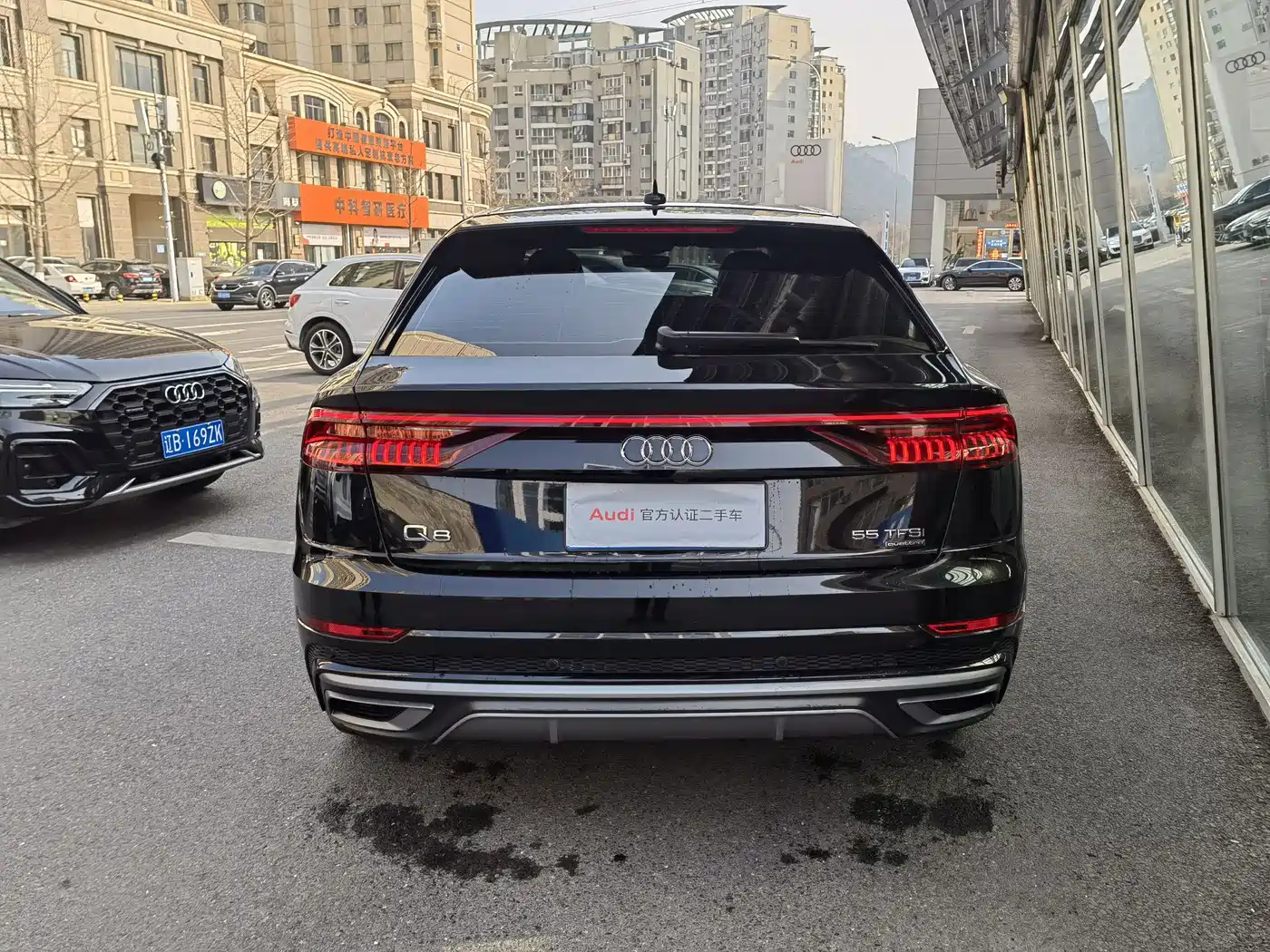 Audi Q8 2023 55 TFSI Luxury Sport фото 7