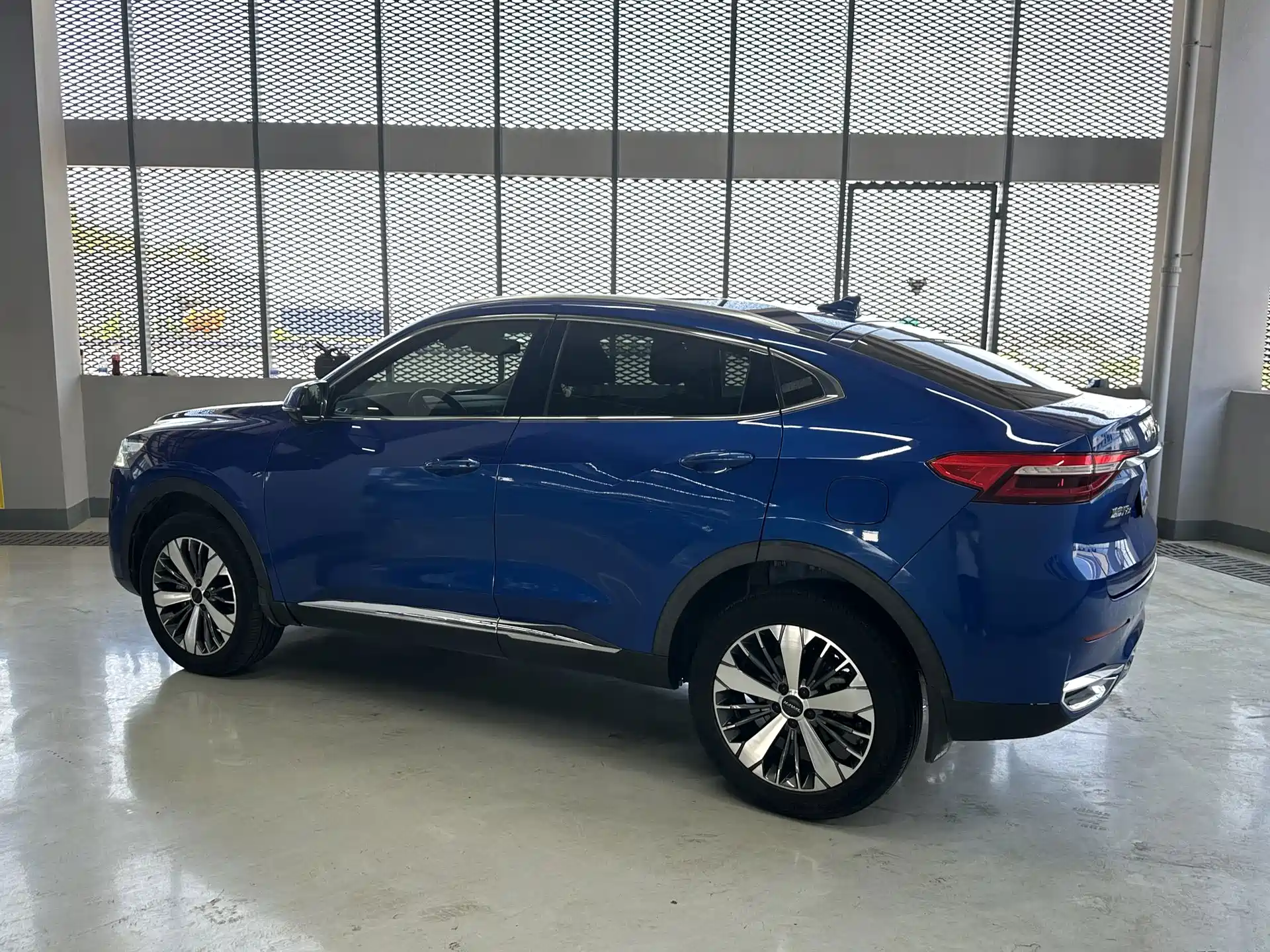 Фото 5 - Haval F7x