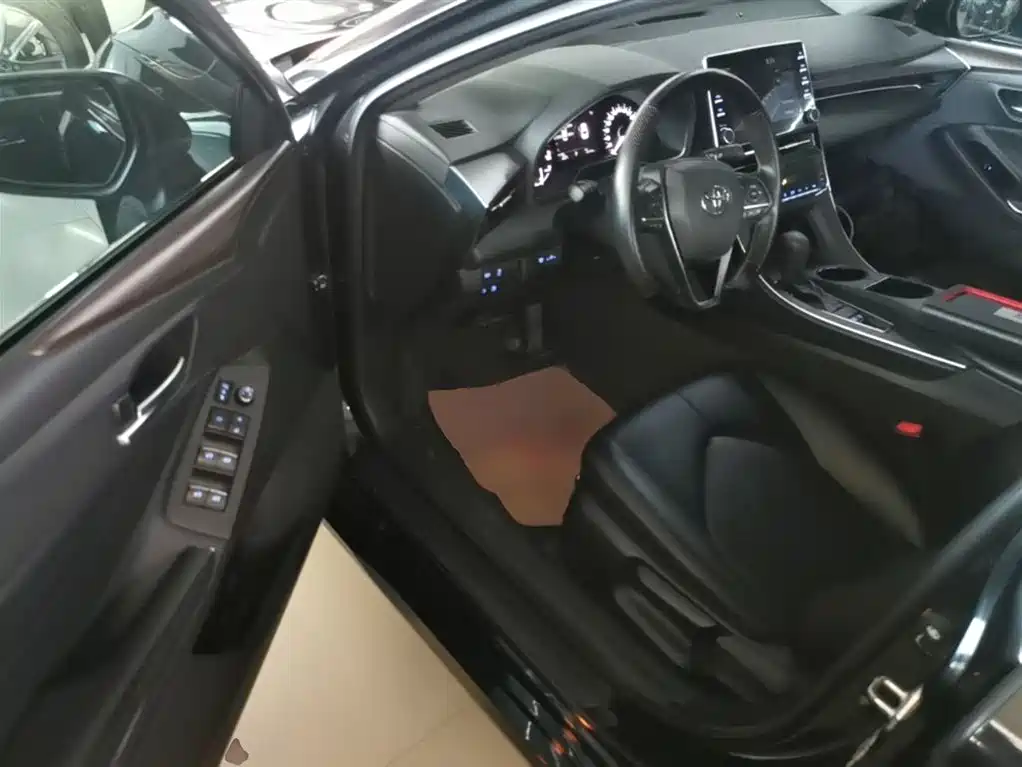 Toyota Avalon 2022 2.0L Luxury Edition фото 16