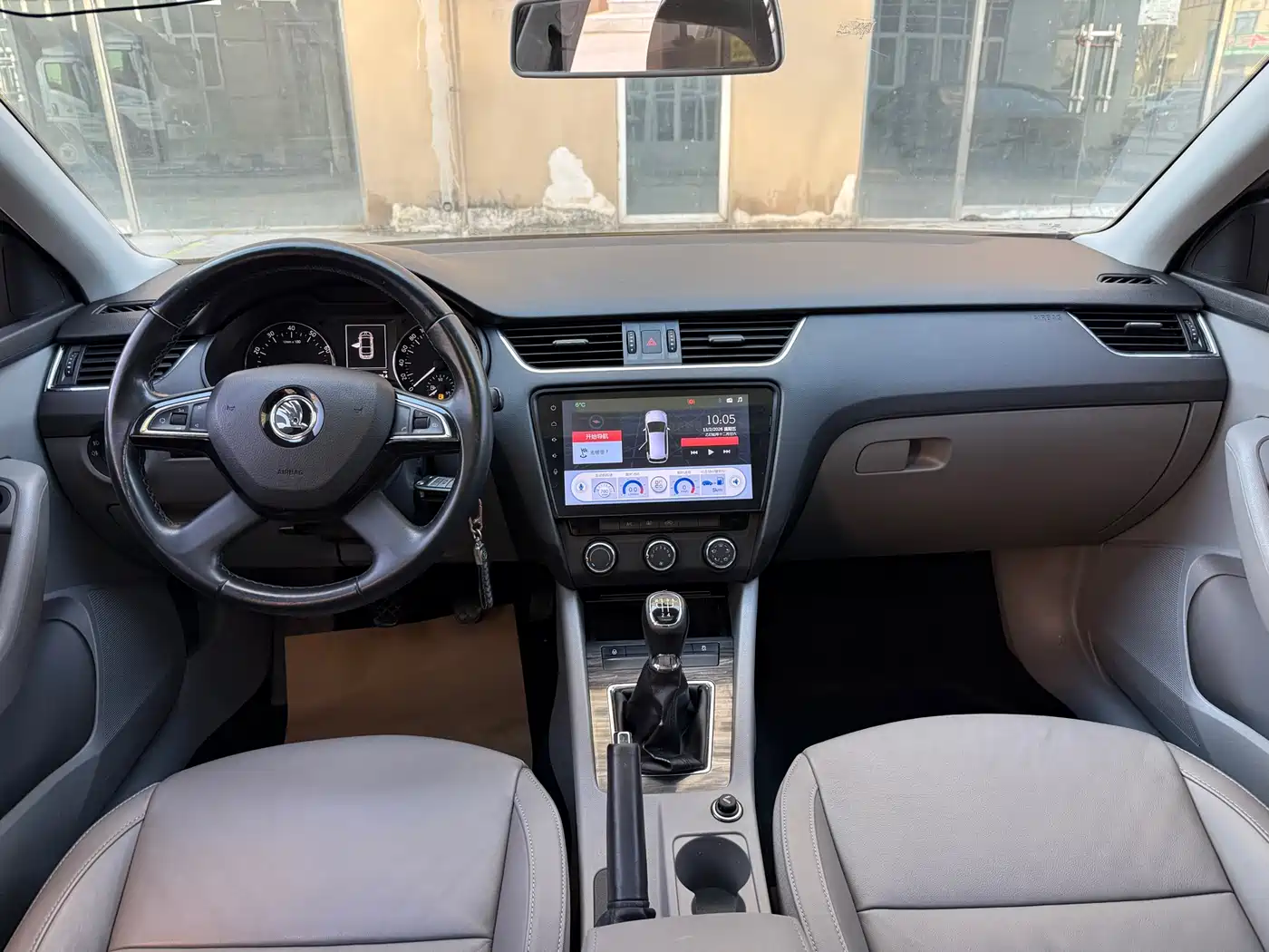 Škoda Octavia 2015 1.6L Manual逸俊版 фото 10