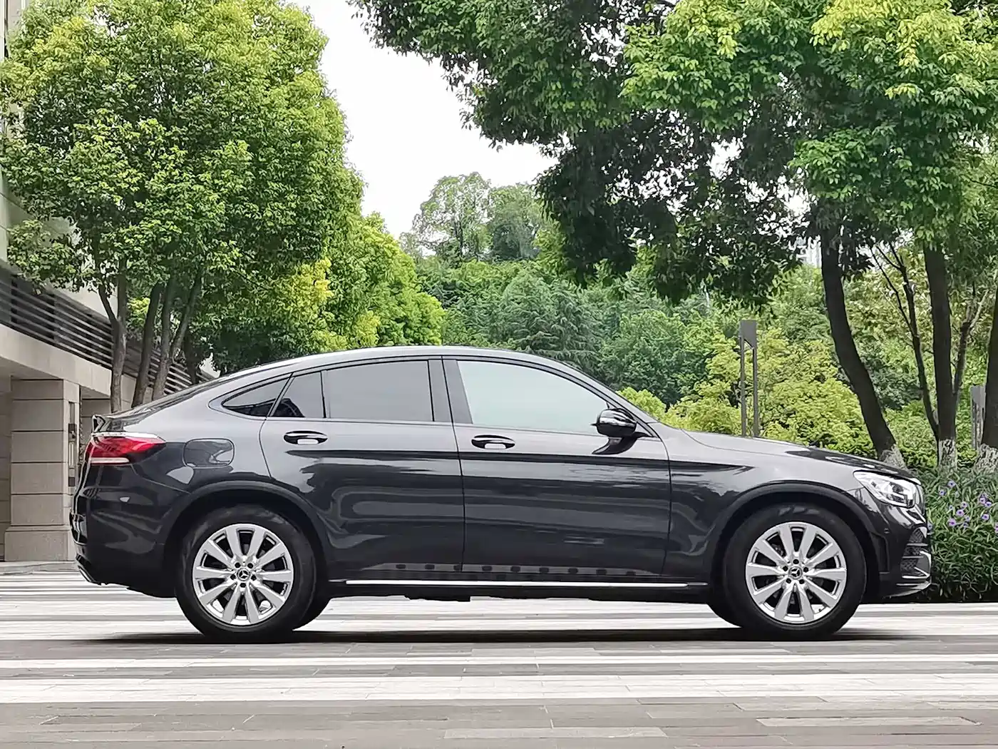 Mercedes-Benz GLC Coupe 2021 GLC 260 4MATIC Coupe SUV фото 5