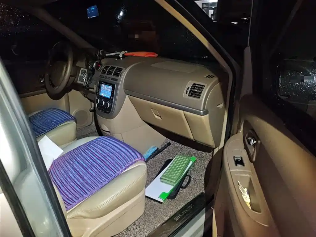 Buick GL8 2014 2.4L Classic Edition фото 20