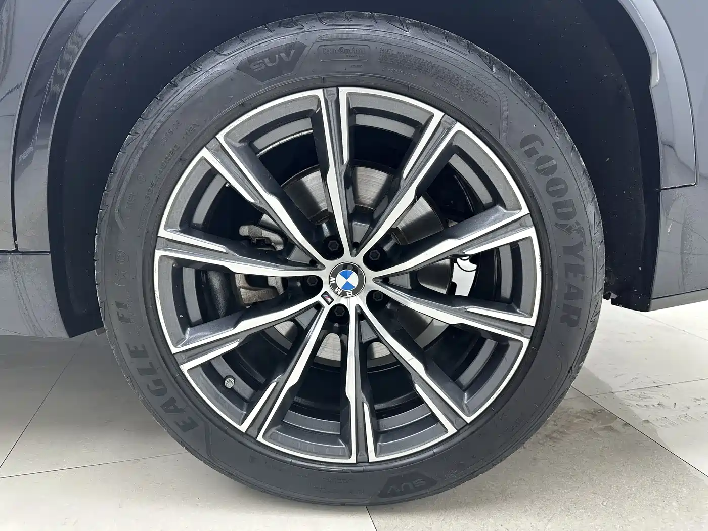 BMW X5 2022 xDrive 30Li Premium M Sport Package фото 4