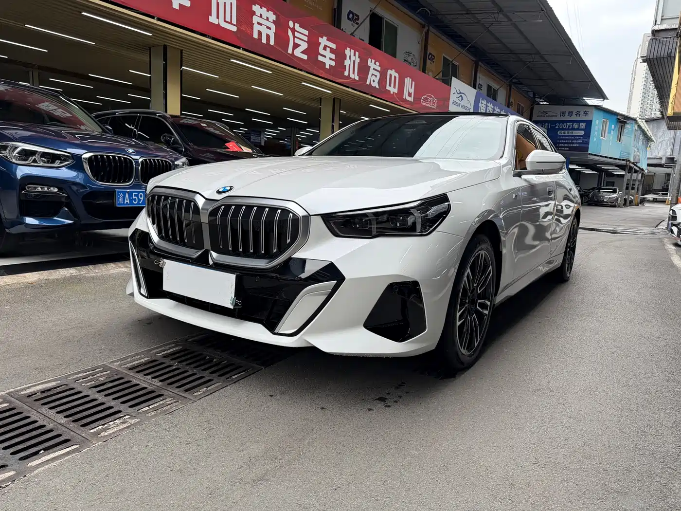 BMW 5 Series 2024 525Li M Sport Package