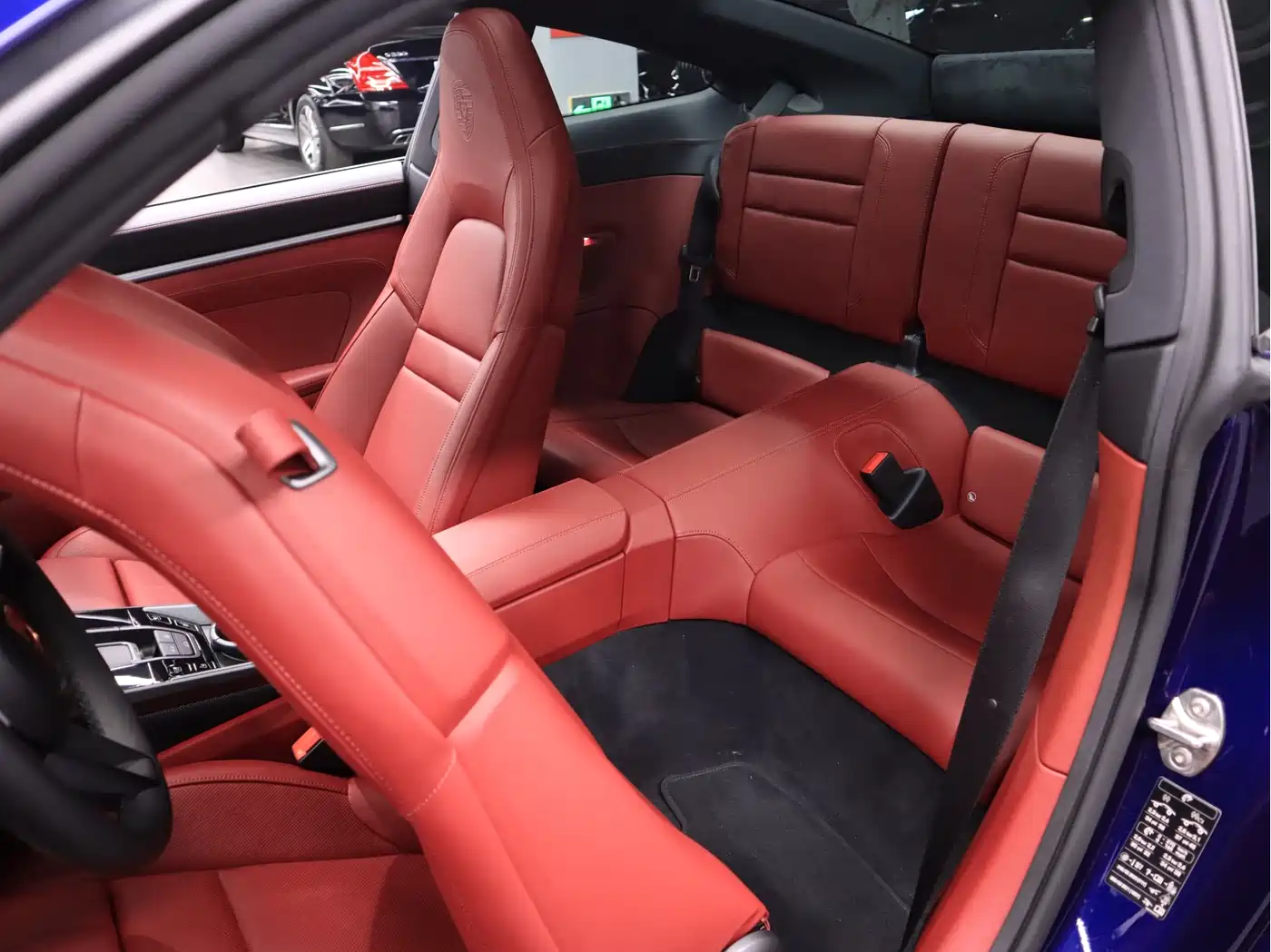 Porsche 911 2023 Carrera 4 3.0T фото 17