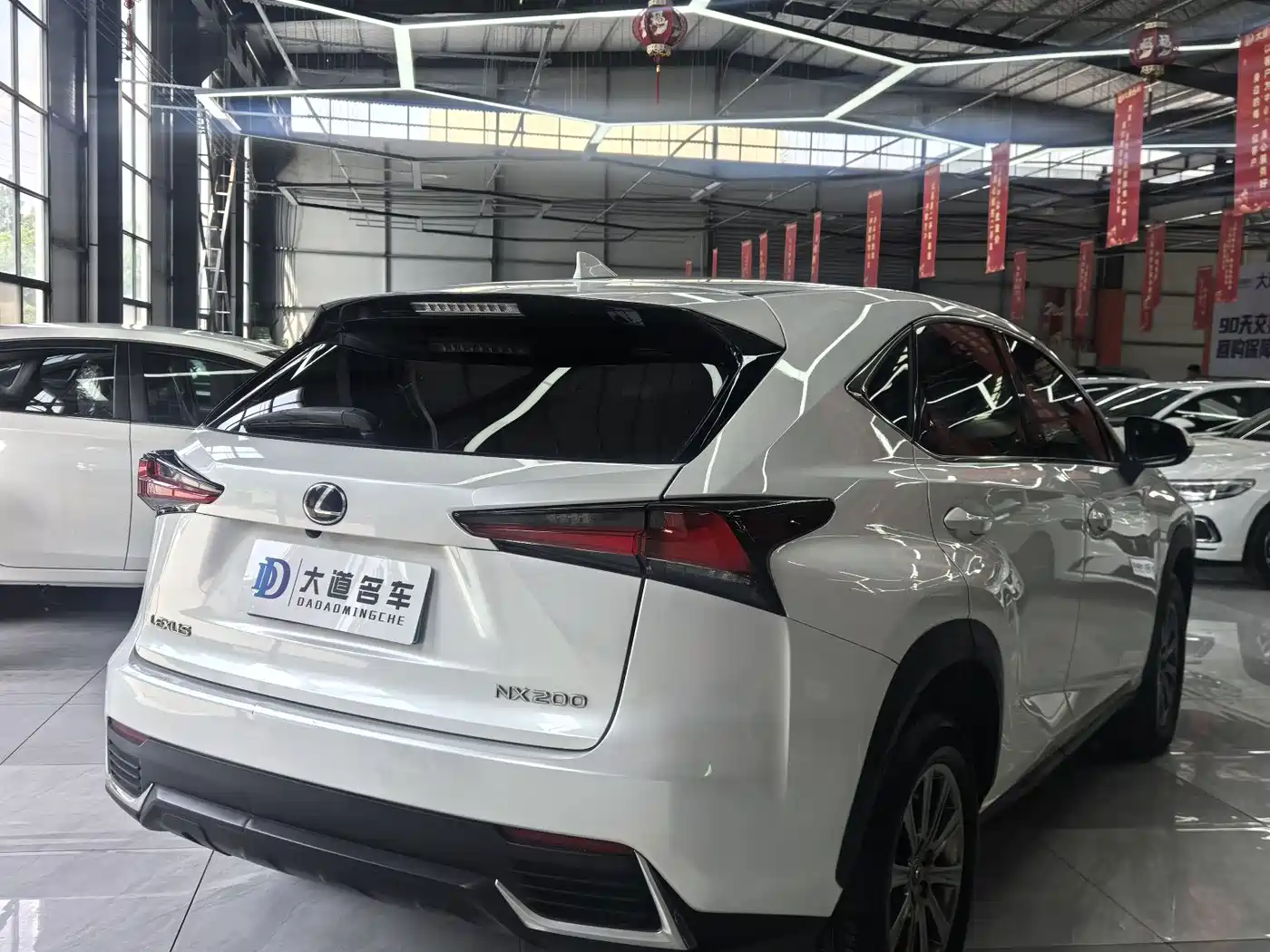LEXUS NX