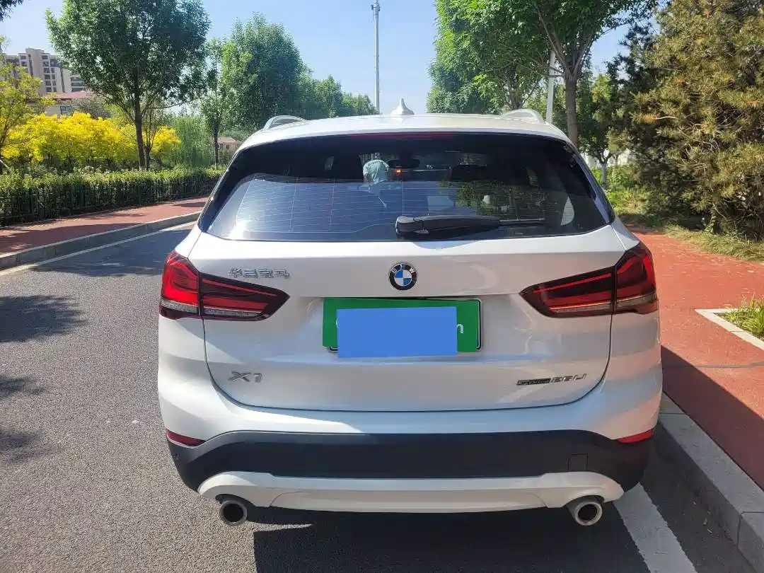 BMW X1 2021 sDrive25Li Leading фото 5