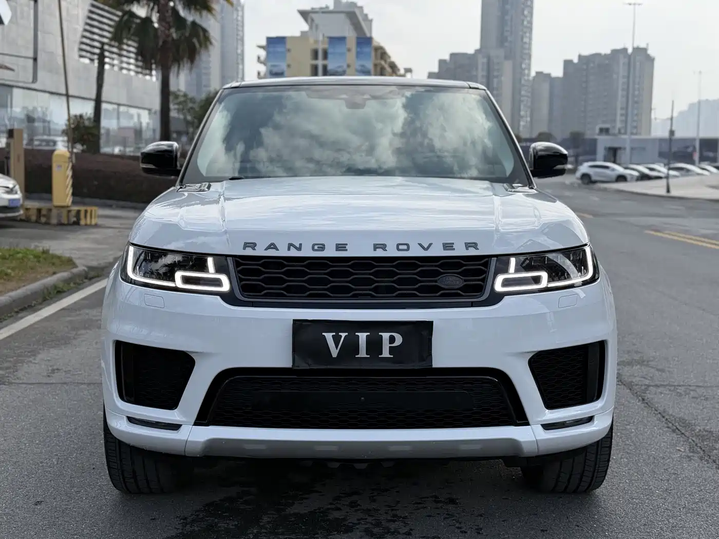 Land Rover Range Rover Sport 2020 3.0 L6 HSE DYNAMIC фото 2