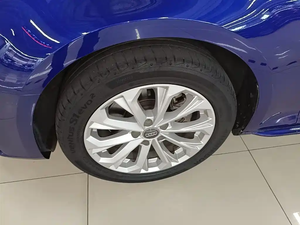 Audi A4L 2019 40 TFSI Progressive (China VI) фото 23