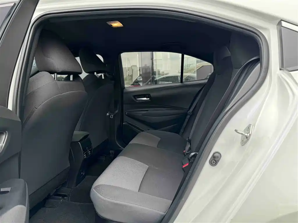 Toyota Levin 2021 Dual Hybrid 1.8H E-CVT Leading Edition фото 17