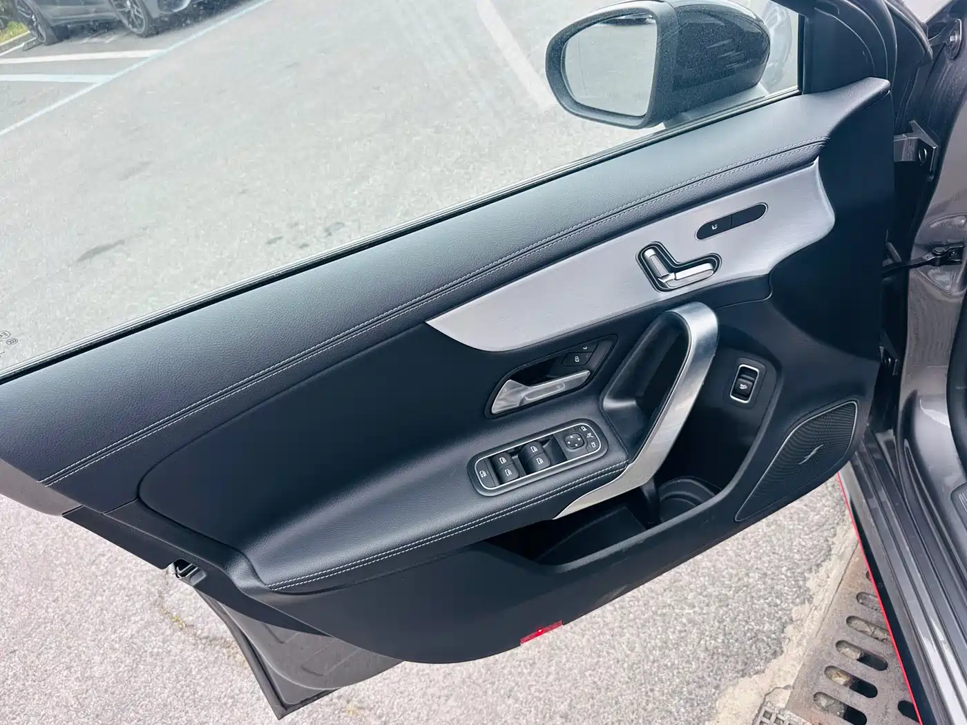 Mercedes-Benz A-Class AMG 2025 AMG A 35 L 4MATIC фото 10