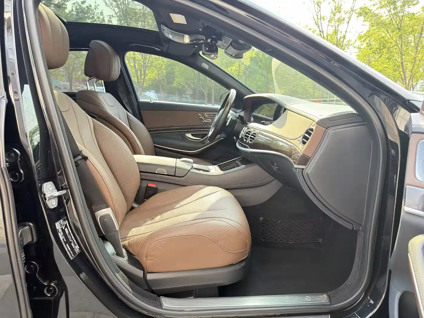 Mercedes-Benz S-Class 2020 S 350 L Premium Edition Collector's Version фото 22
