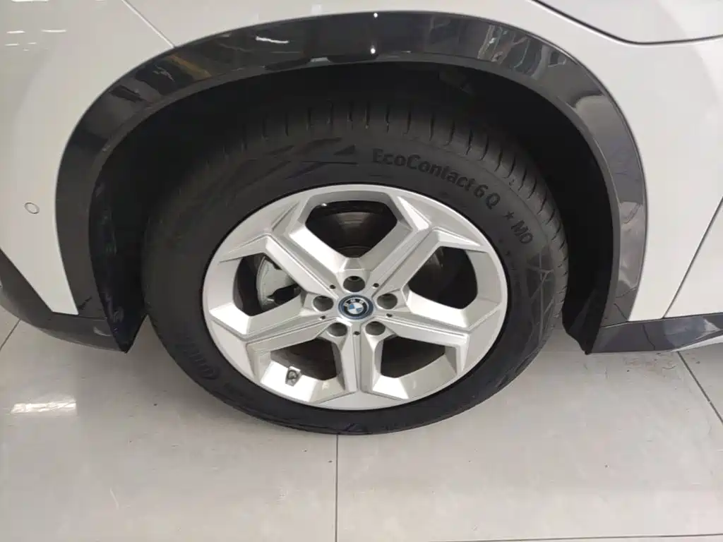 BMW iX1 2025 2023 eDrive25L X Design Package