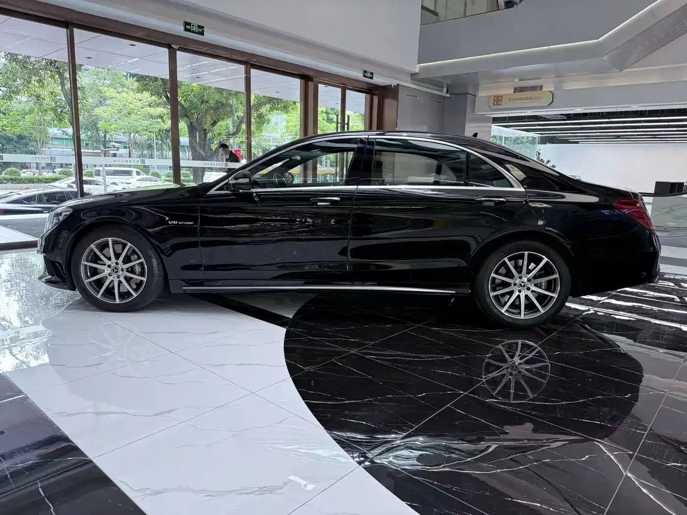 Mercedes-Benz S-Class AMG 2015 AMG S 63 L 4MATIC фото 6