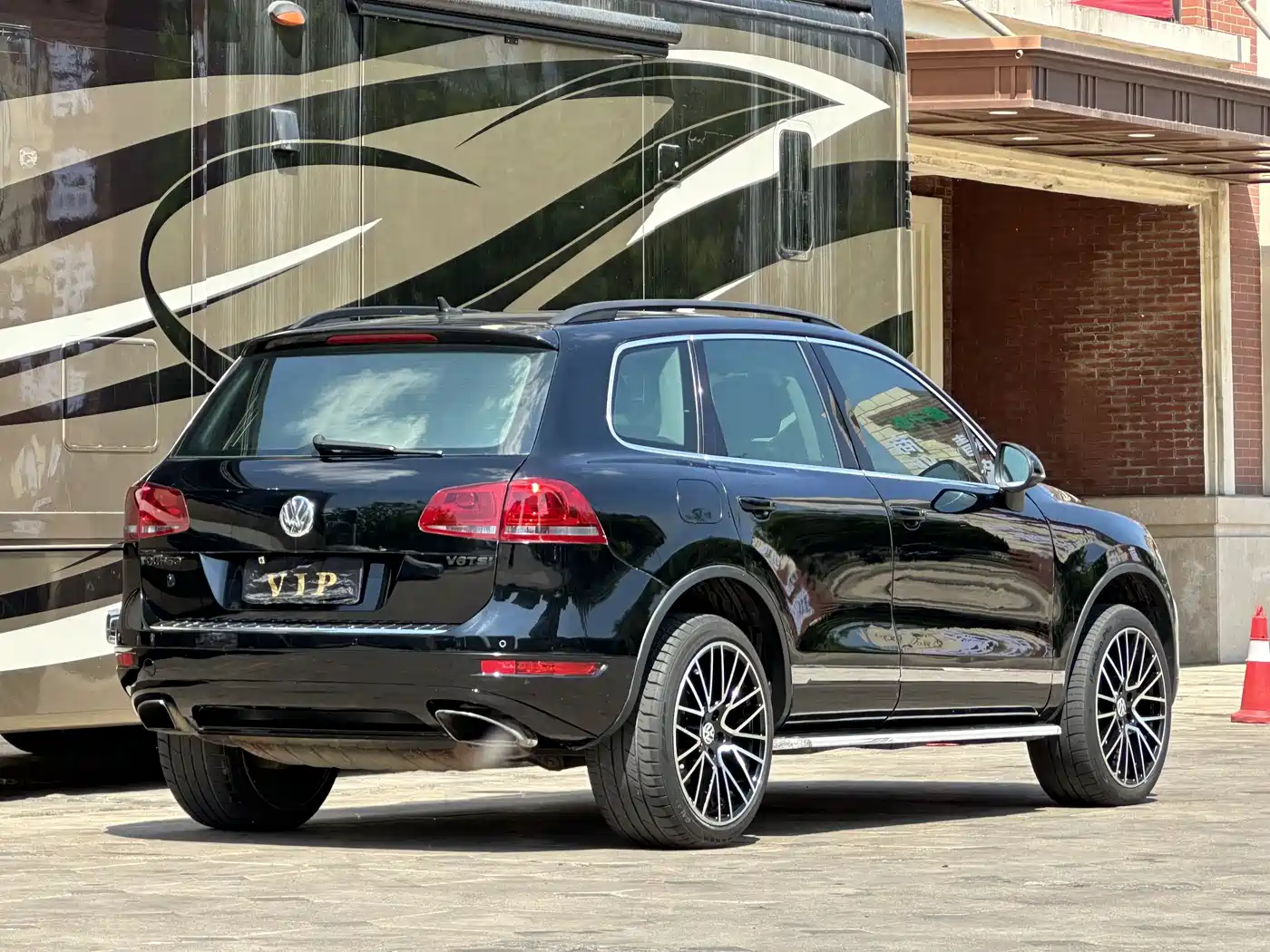 Volkswagen Touareg 2011 3.0TSI Comfort фото 4