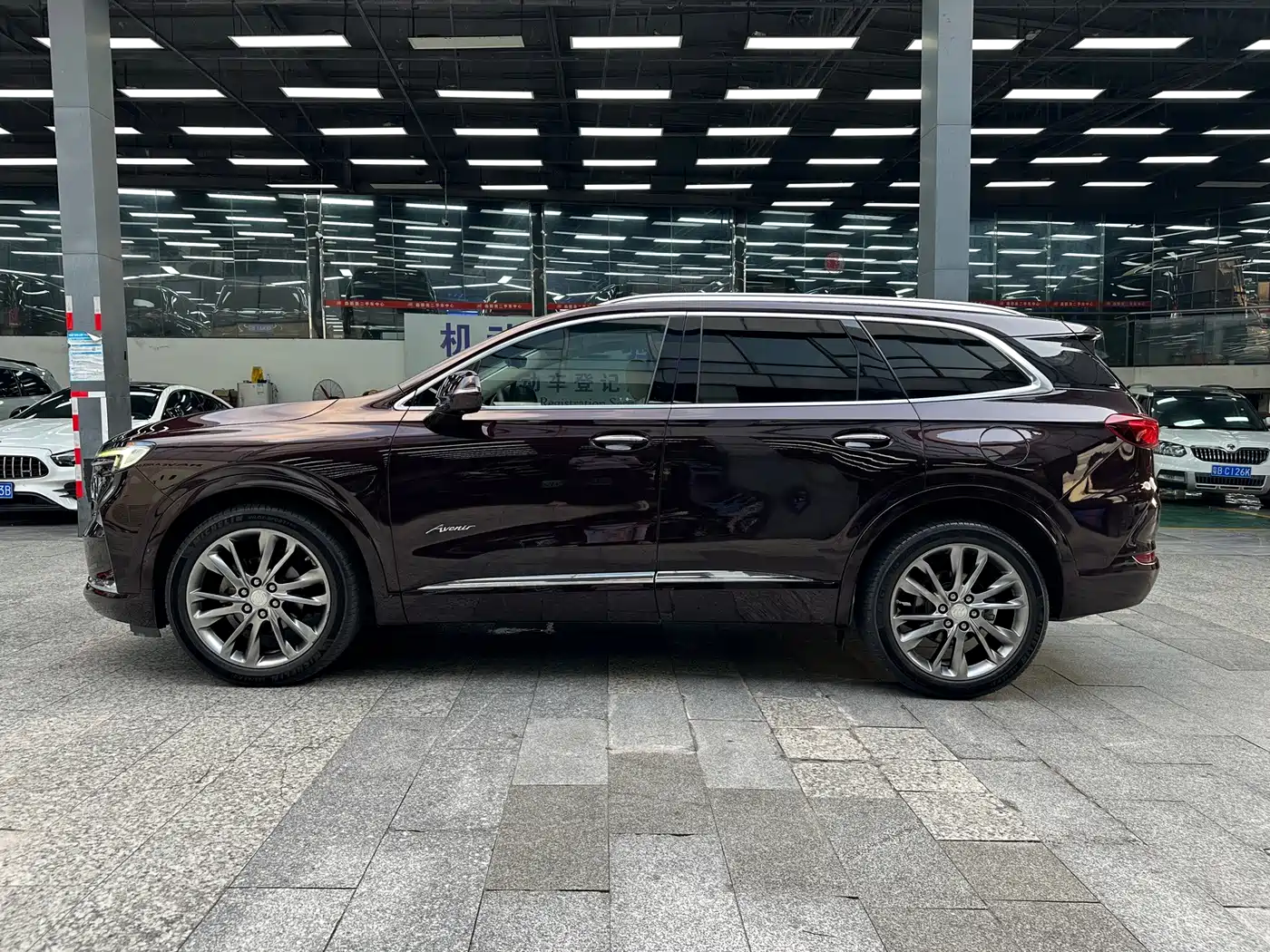 Фото 19 - Buick Enclave