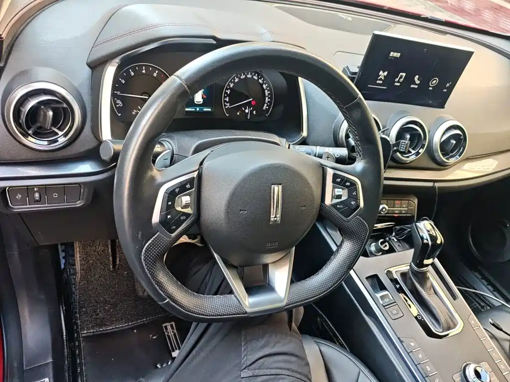 WEY VV5 2017 2017 2.0T Super Luxury Model