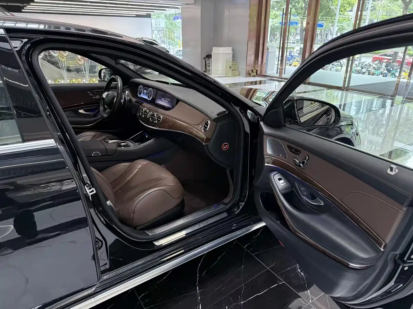 Mercedes-Benz S-Class AMG 2015 AMG S 63 L 4MATIC фото 16