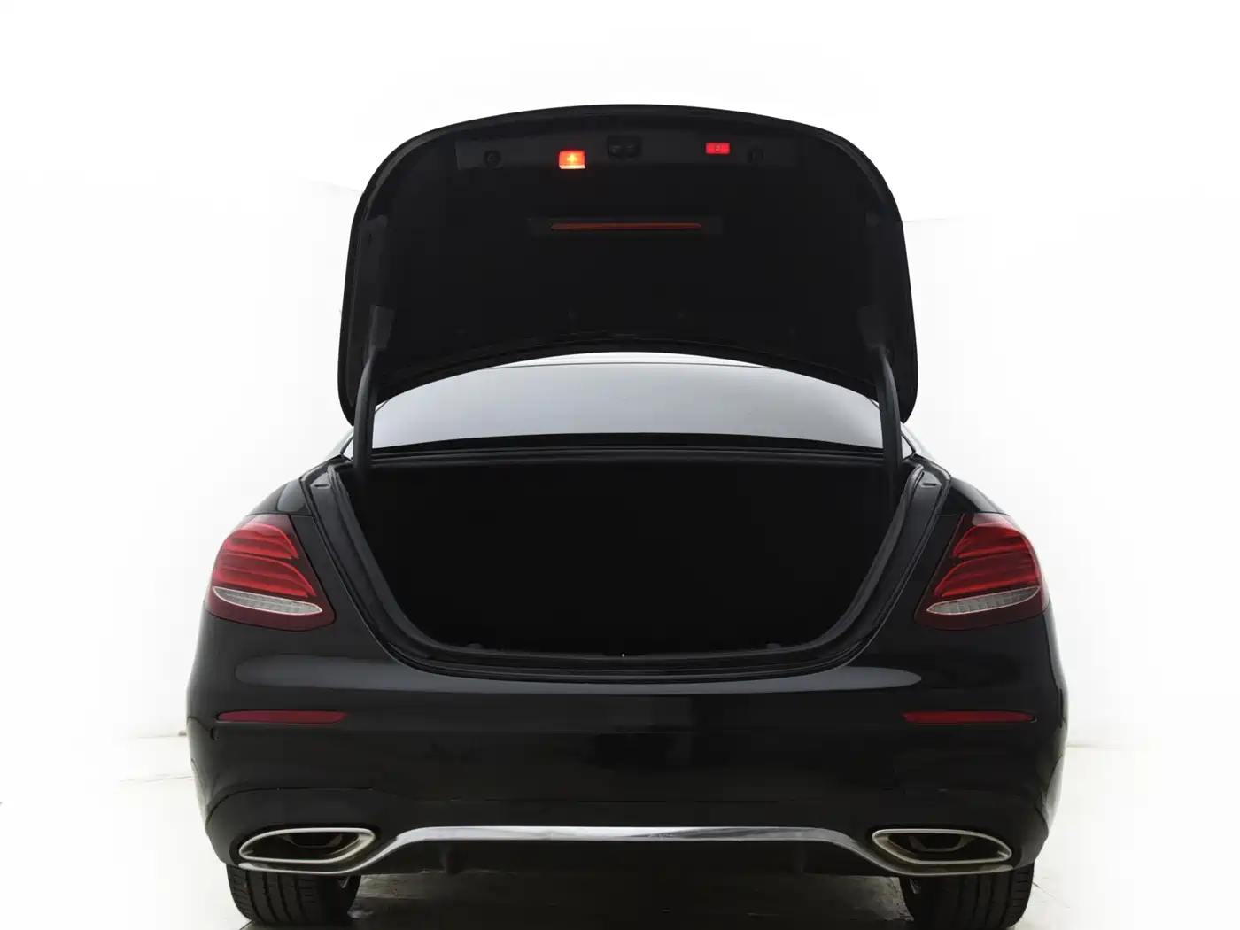Mercedes-Benz E-Class 2016 E 300 L Sport Luxury фото 14