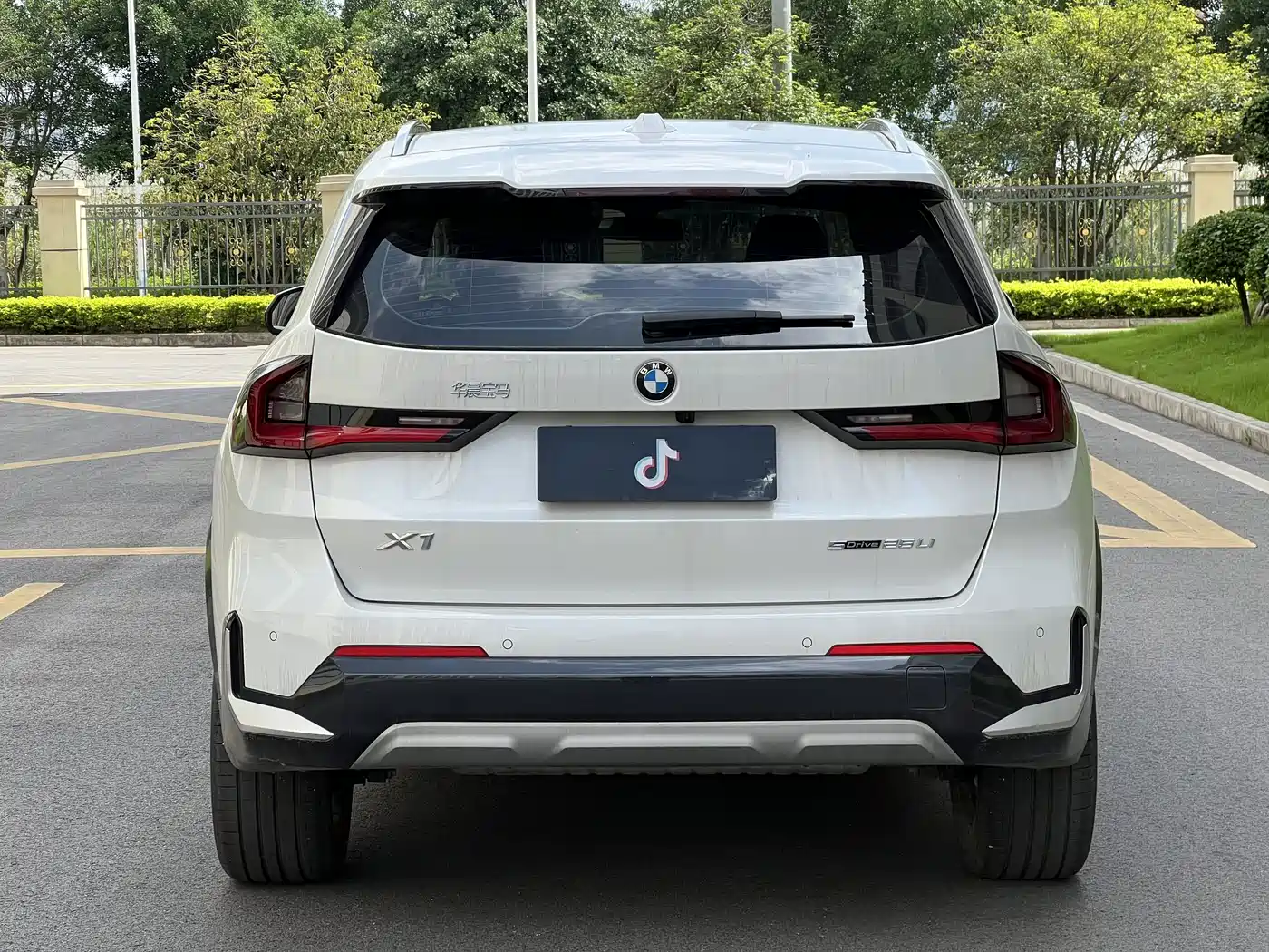 BMW X1 2024 sDrive25Li X Design Package фото 21