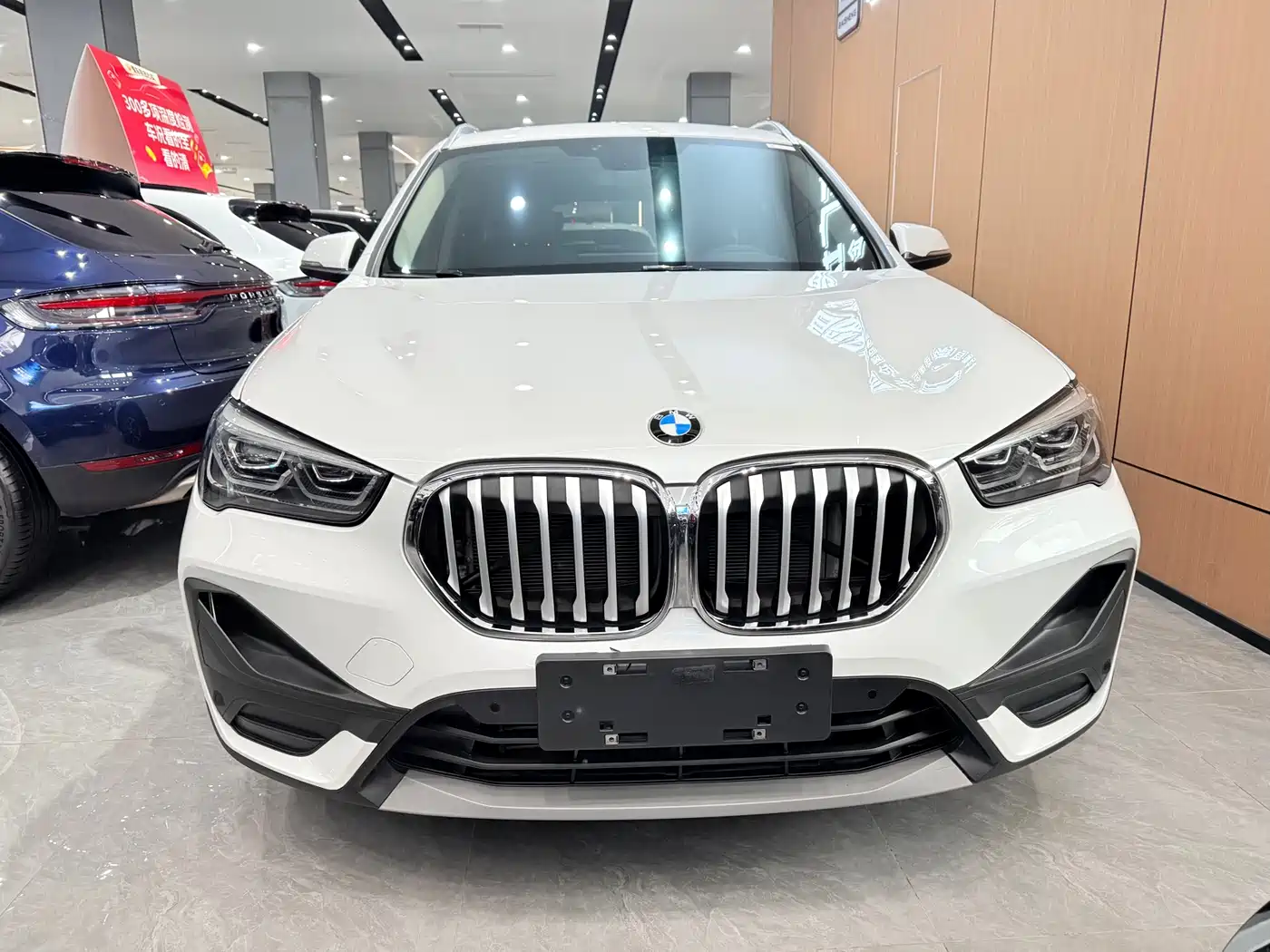 BMW X1 2022 sDrive25Li Leading фото 2