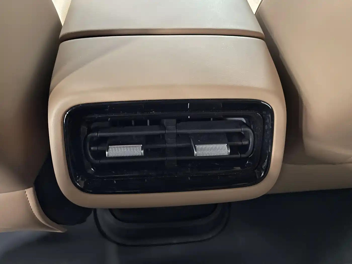 Geely Galaxy Galaxy A7 2025 EM-i фото 9