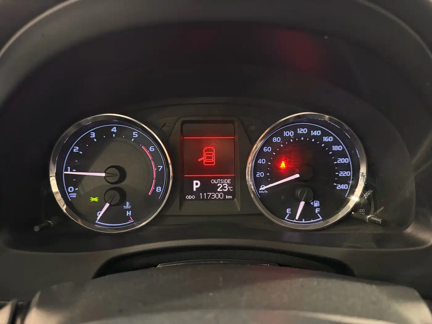 Toyota Corolla 2017 Facelift 1.2T S-CVT GL-i фото 15