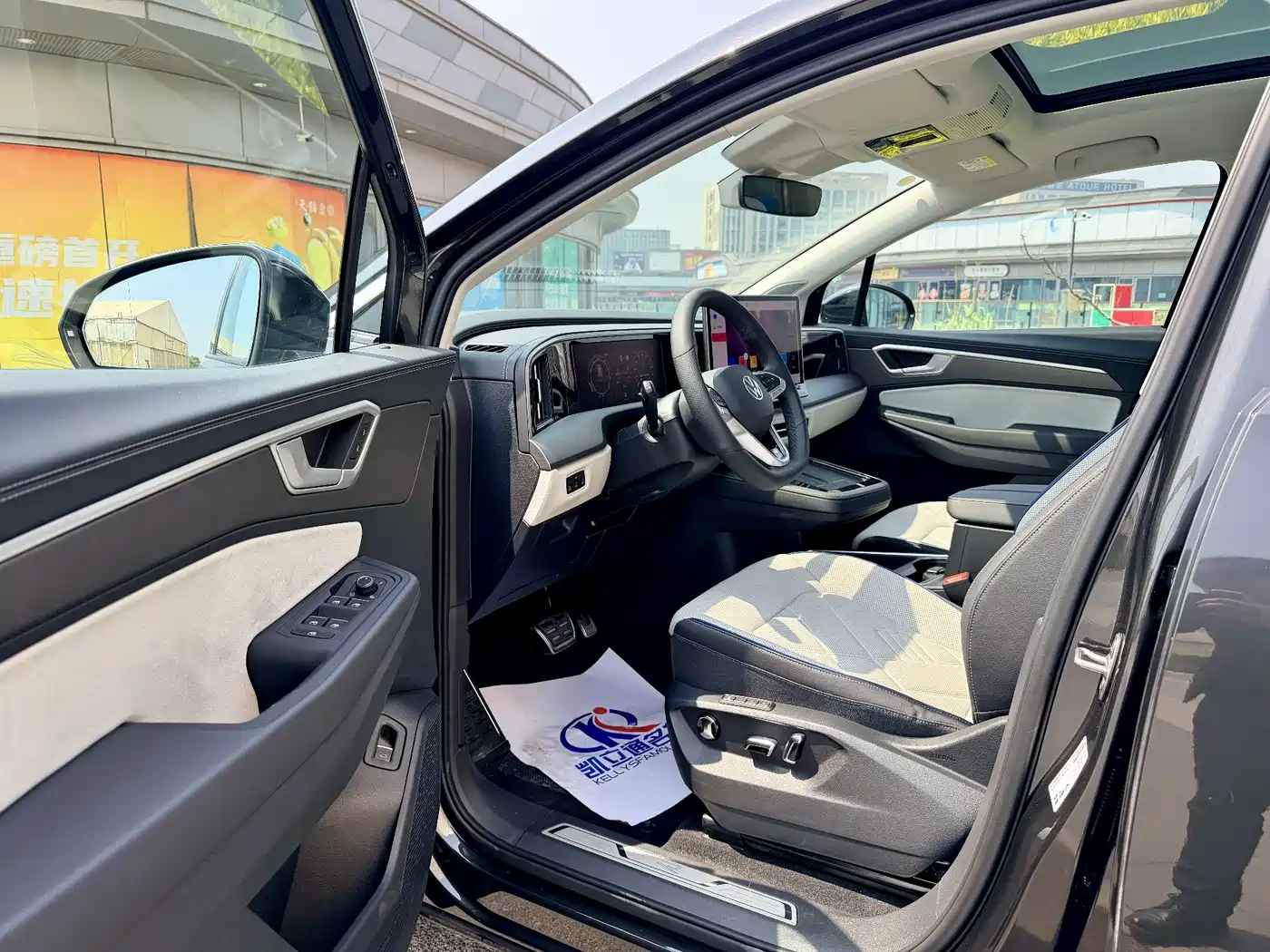 Volkswagen Talagon 2025 450TSI R-Line 6-Seater фото 10