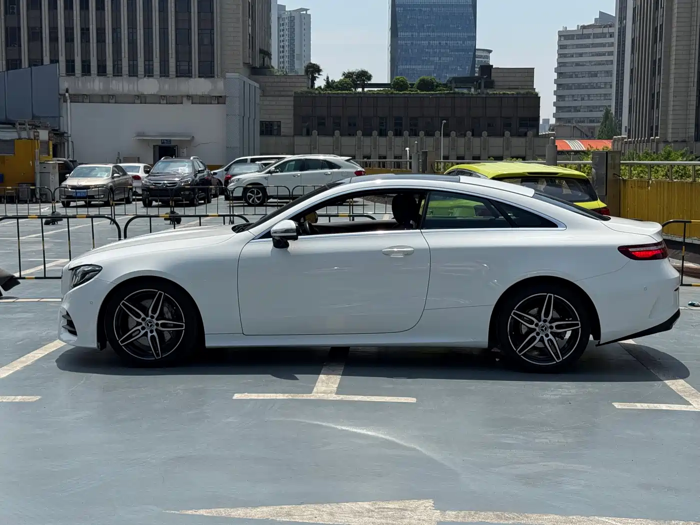 Mercedes-Benz E-Class (Import) 2017 E 300 Coupe фото 3