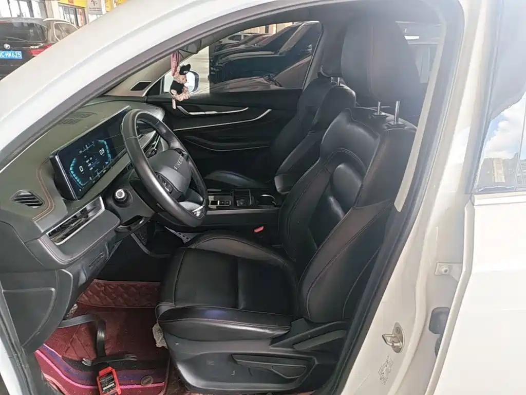 Exeed Windchaser 2022 2022 Riding the Wind and Waves Edition 1.5T CVT Lucky Peanut Version