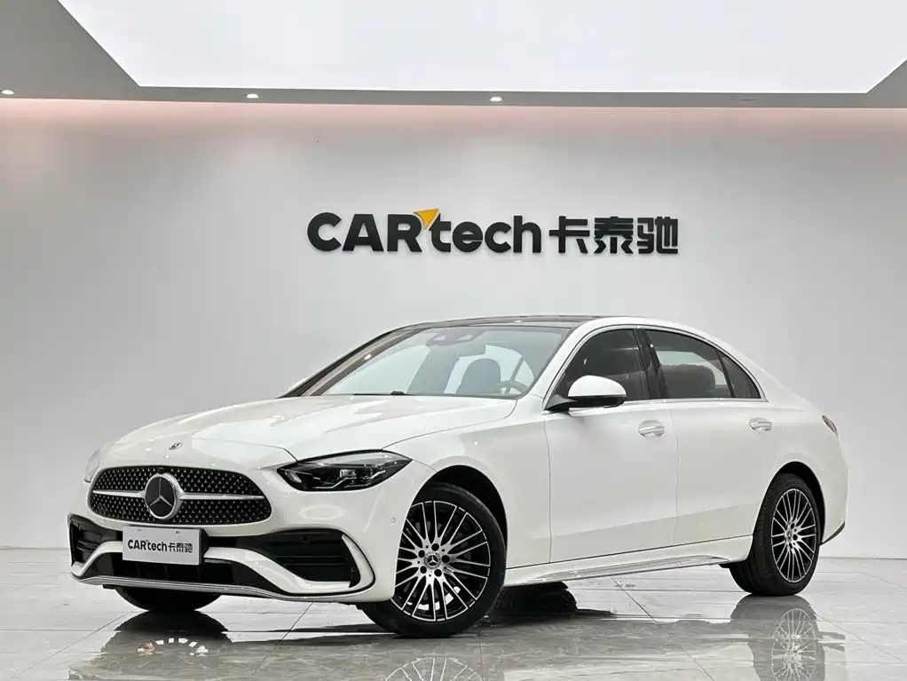 Фото 1 - Mercedes-Benz C-Class