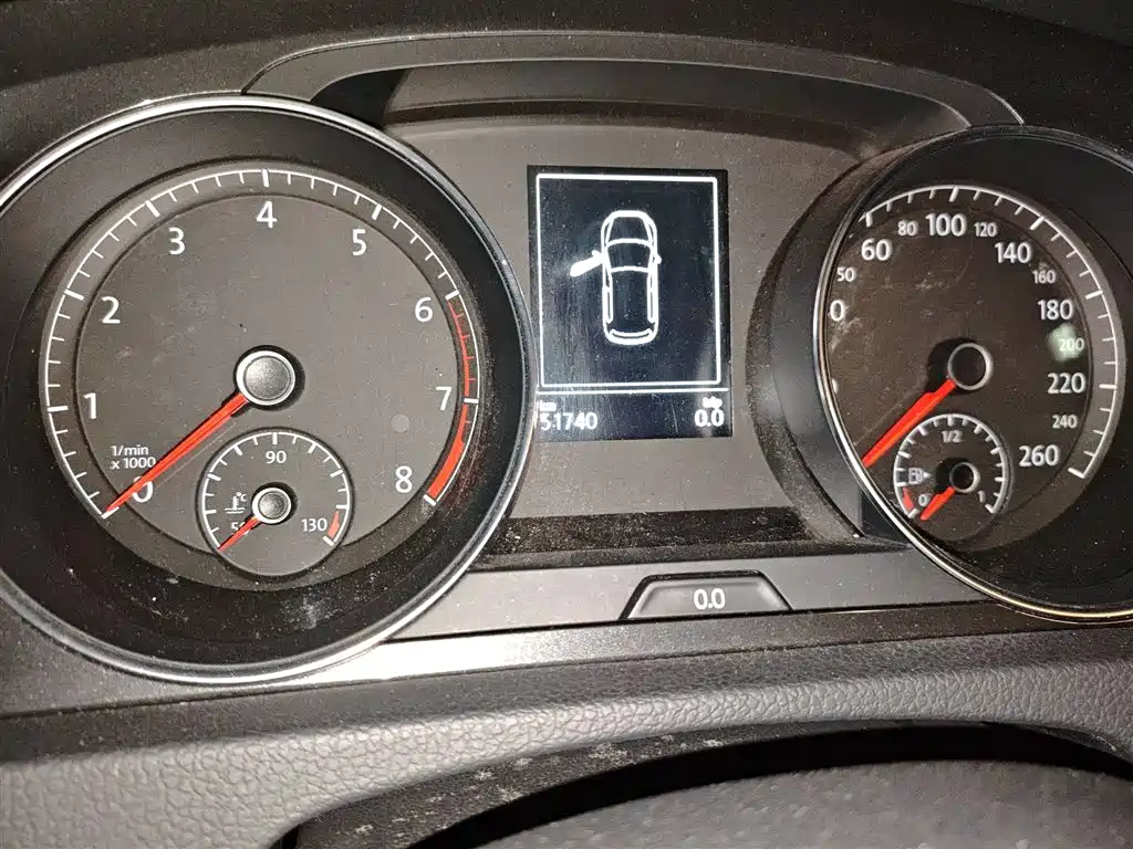 Volkswagen Golf 2018 1.6L Automatic Comfort фото 5