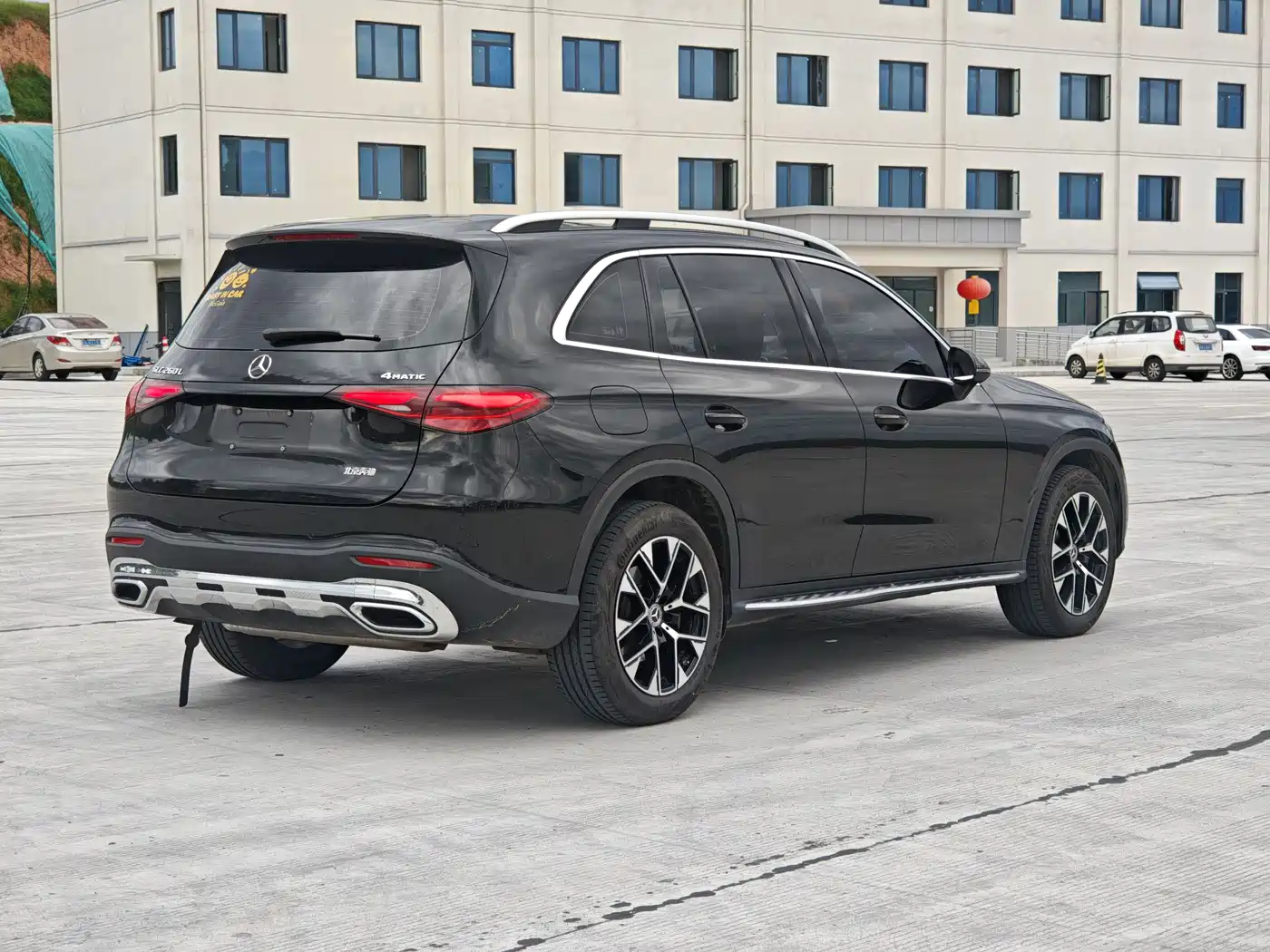 Mercedes-Benz GLC 2024 GLC 260 L 4MATIC Dynamic 5-seater фото 3