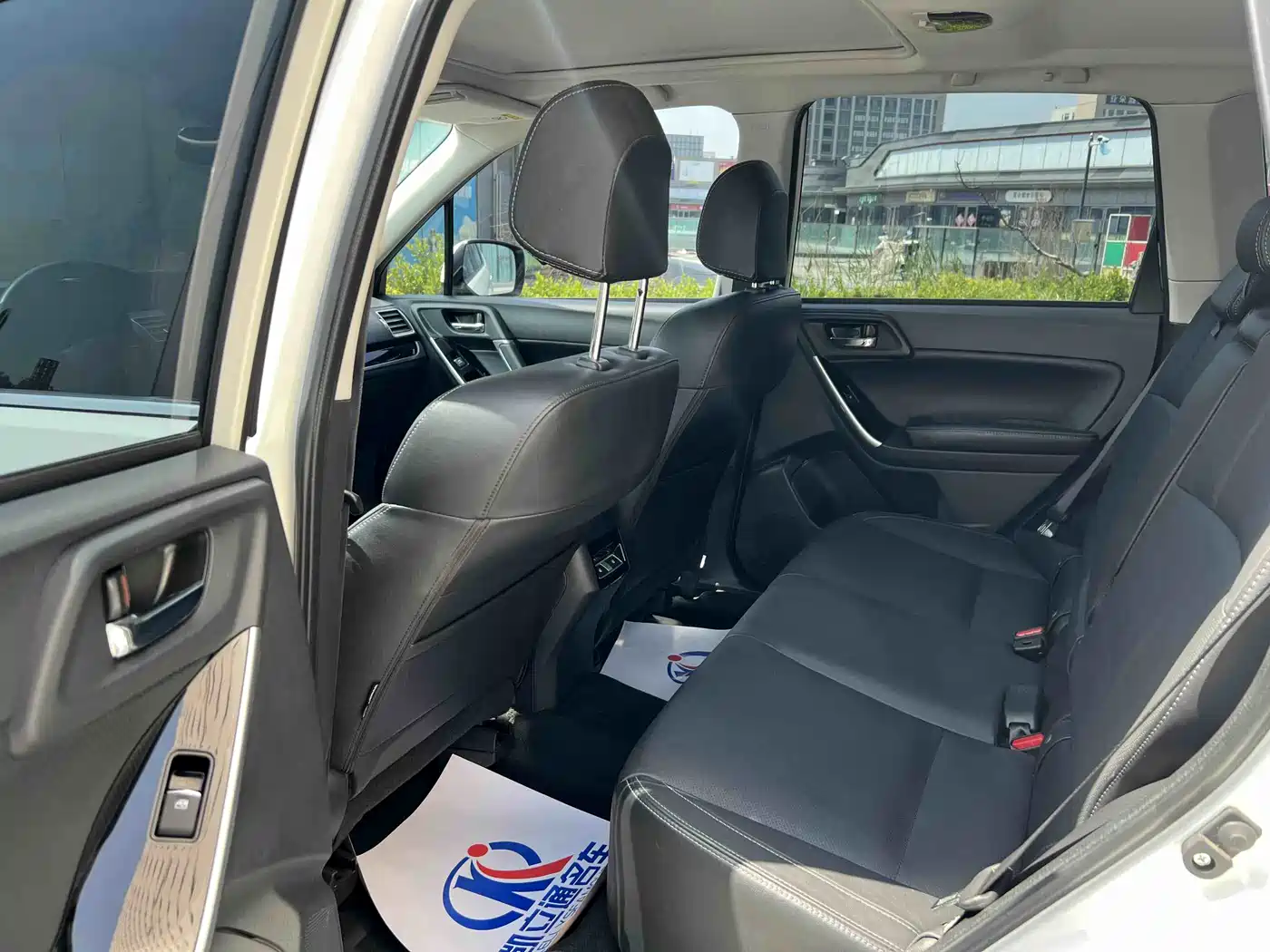 Subaru Forester 2018 2.5i Luxury Navigation Edition EyeSight фото 11