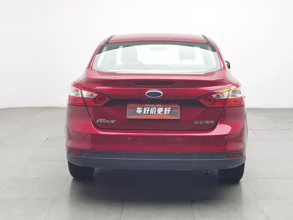 Фото 4 - Ford Focus