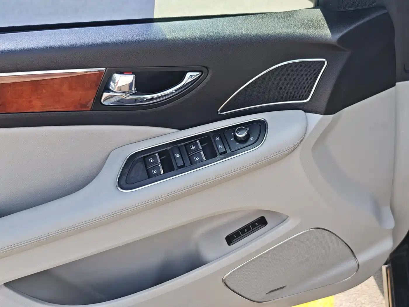 Hongqi H7 2015 2.0T Luxury фото 13