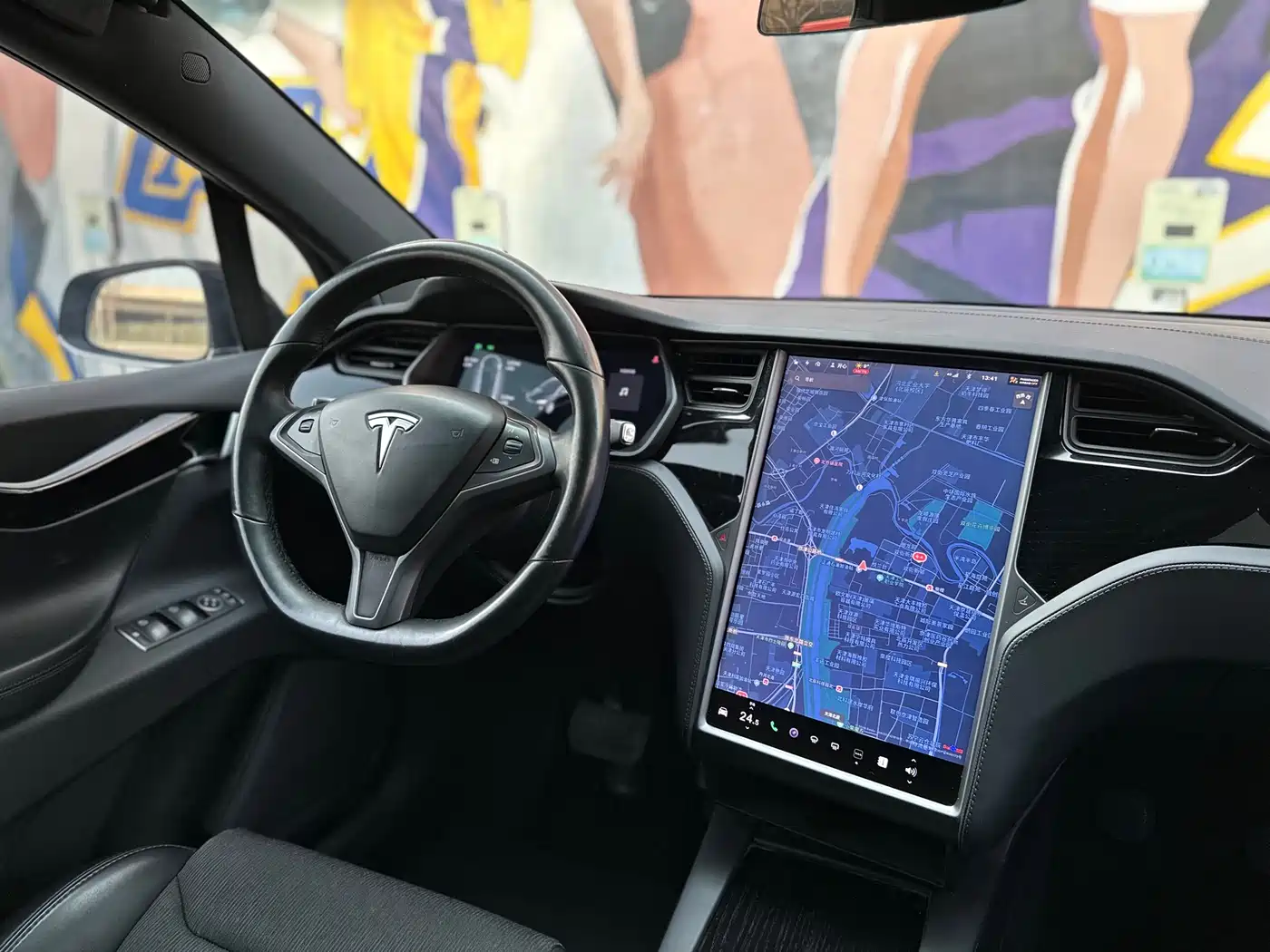 TESLA MODEL X
