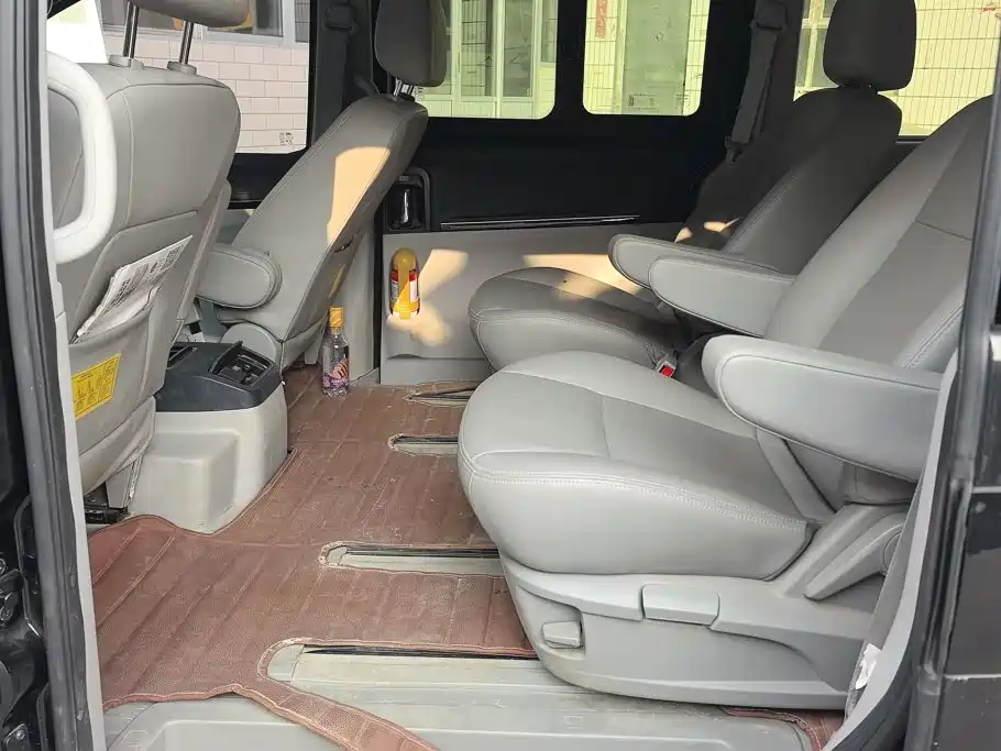 JAC Refine M5 2016 2016 2.0T Gasoline Manual Business Edition