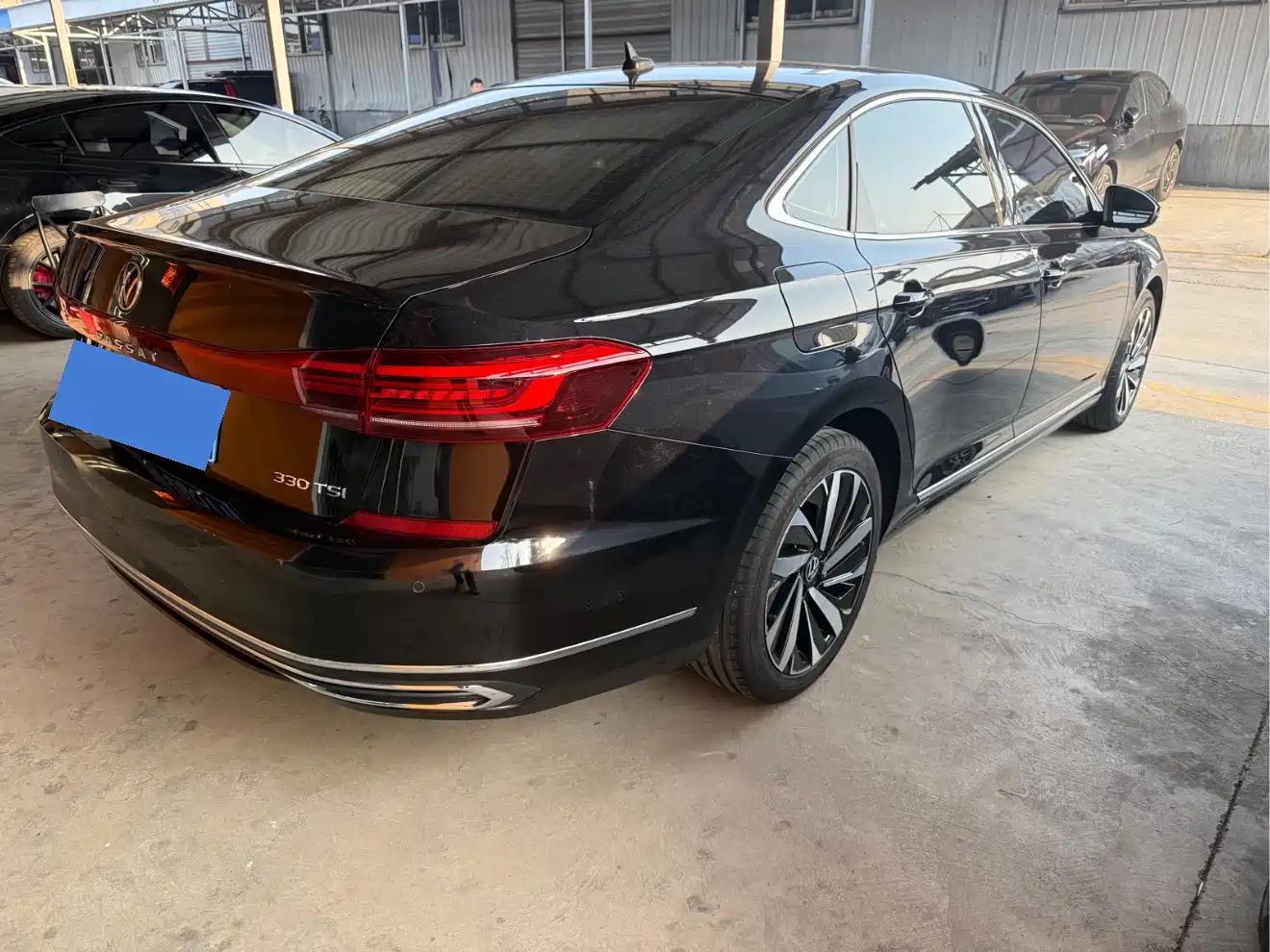 Volkswagen Passat 2023 330TSI Elite Edition фото 8