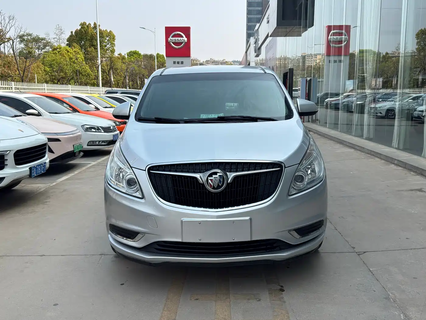 Buick GL8 2017 25S Comfort China V фото 2